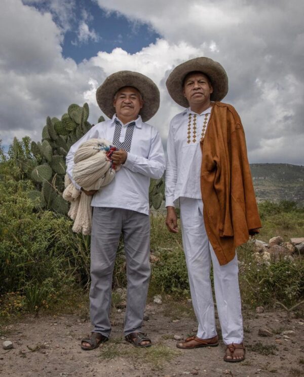 Gildardo Hernández acompañado de su hermano el maestro Rodrigo Hernández Quero